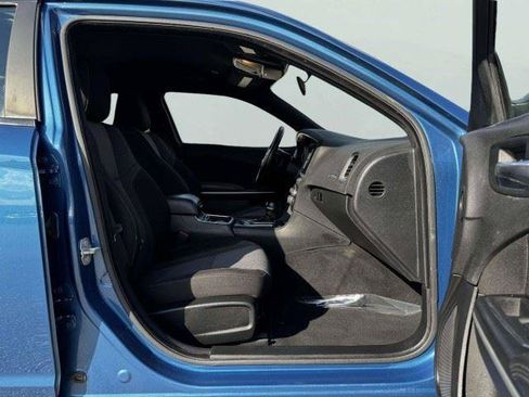 Used 2020 Dodge Charger SXT RWD image 43