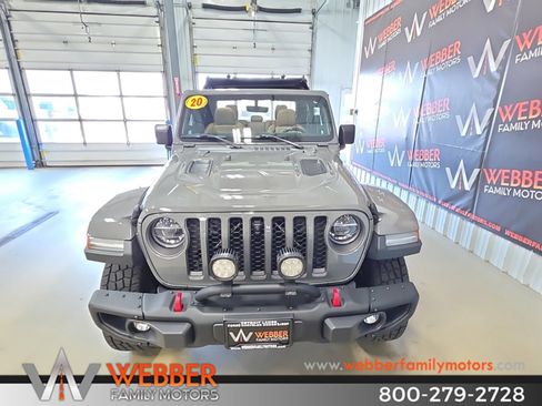 Used 2020 Jeep Gladiator Rubicon AWD/4WD image 3