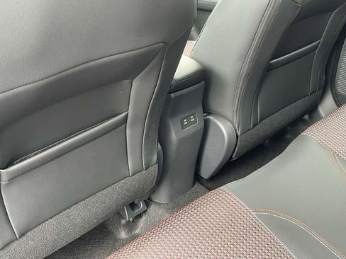 New 2025 Nissan Kicks SR image 11