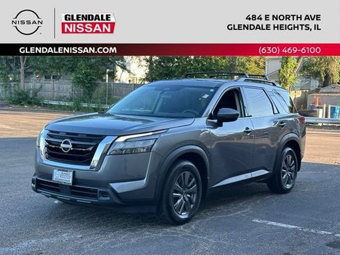 Used 2023 Nissan Pathfinder SV w/ SV Premium Package AWD/4WD image 1
