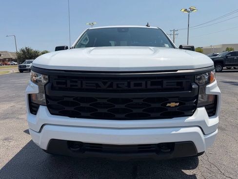 Used 2022 Chevrolet Silverado 1500 Custom AWD/4WD image 8