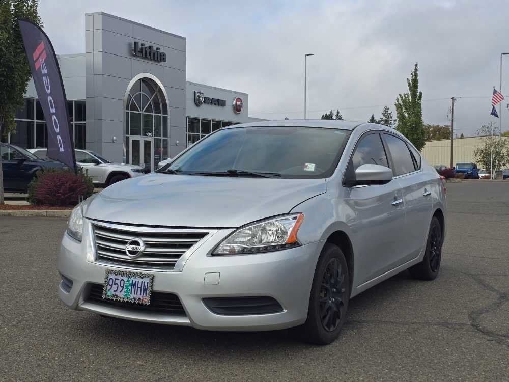 Used 2015 Nissan Sentra SV FWD image 1