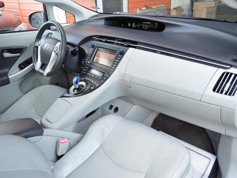 Used 2010 Toyota Prius FWD image 15