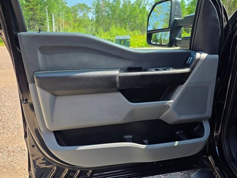 Used 2024 Ford F350 XL AWD/4WD image 17