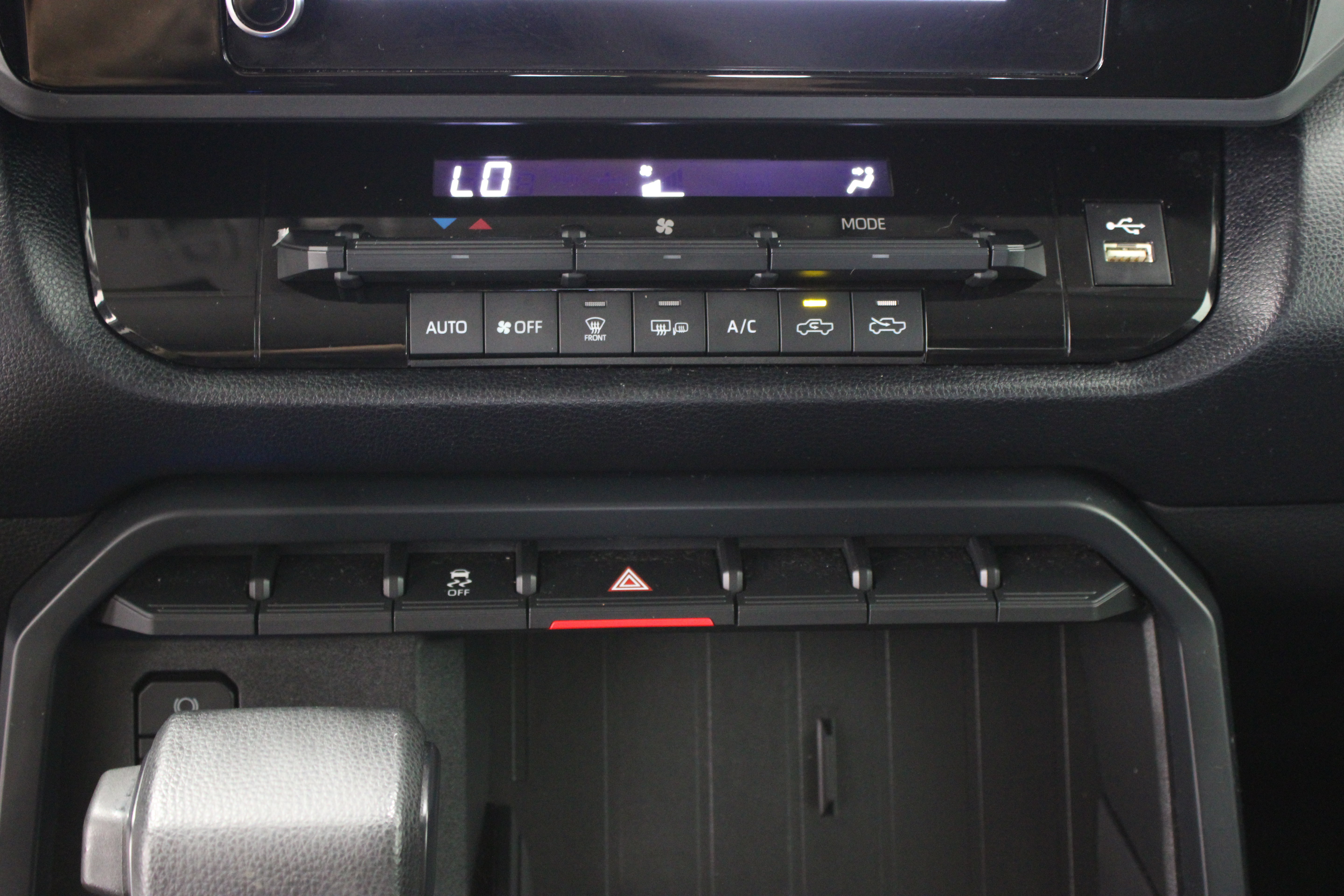 Used 2024 Toyota Tundra SR5 w/ SX Package RWD image 20