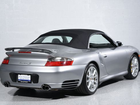 Used 2005 Porsche 911 Turbo AWD/4WD image 32