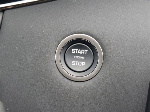 New 2026 Land Rover Range Rover Evoque S image 29