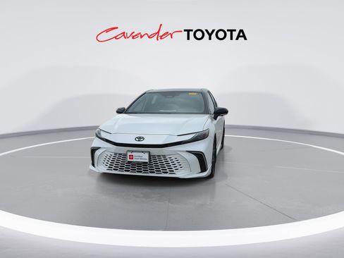 Used 2026 Toyota Camry XSE w/ Premium Plus Package image 3