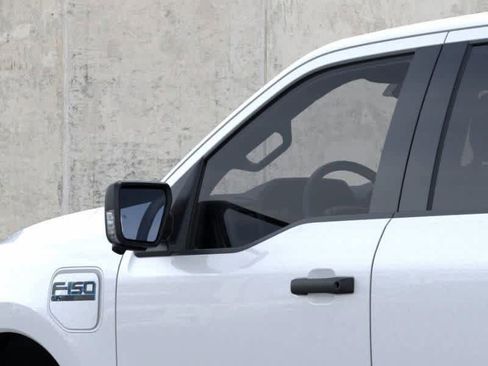 New 2025 Ford F150 Lightning XLT image 20