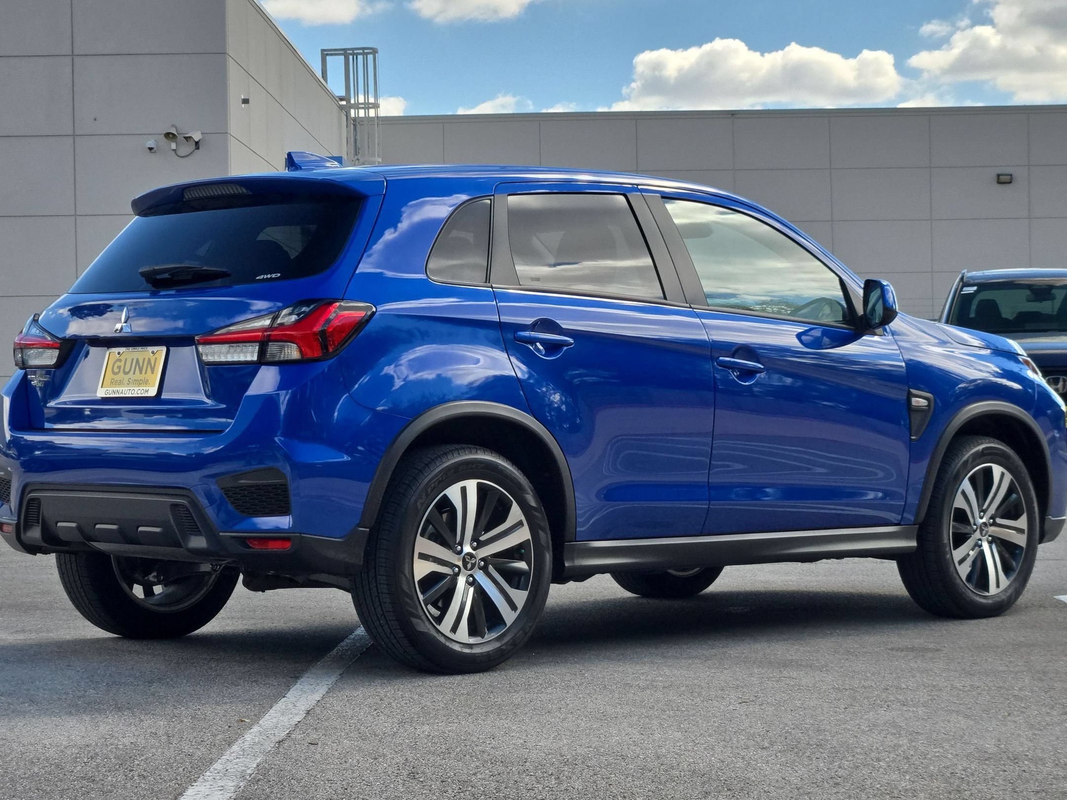 Used 2026 Mitsubishi Outlander Sport ES AWD/4WD image 3