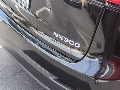 Used 2019 Lexus NX 300 FWD image 11