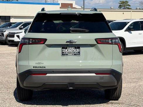 New 2026 Chevrolet Equinox LT w/ Midnight Edition image 3