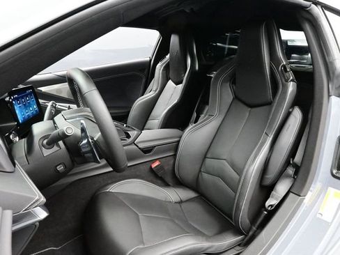 Used 2025 Chevrolet Corvette Z06 image 5