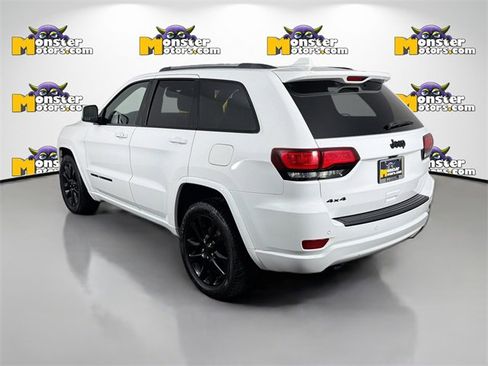 Used 2020 Jeep Grand Cherokee Altitude image 7