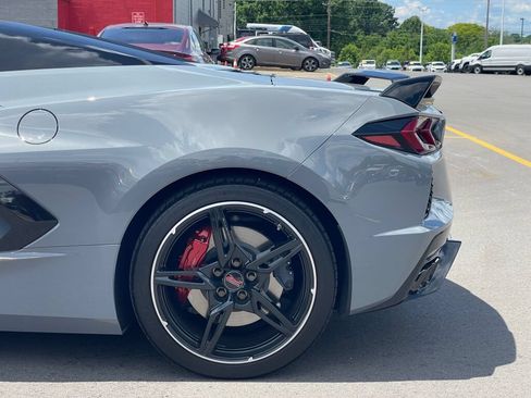 Used 2024 Chevrolet Corvette Stingray Premium Conv w/ Z51 Performance Package RWD image 35