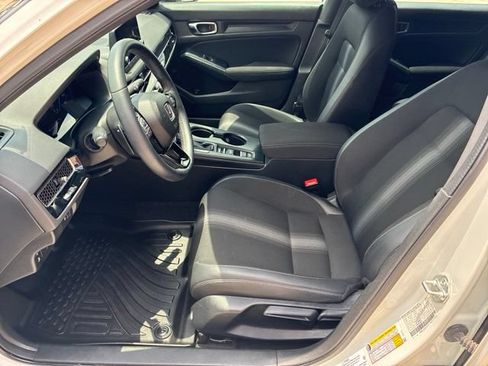 Used 2023 Honda Civic Sport image 17