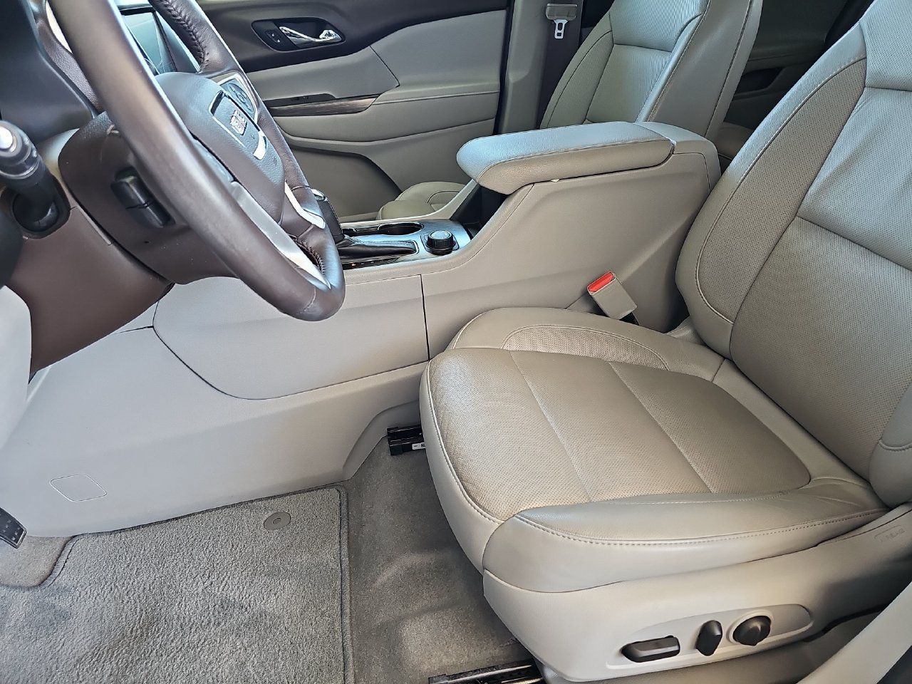 Used 2017 GMC Acadia SLT AWD/4WD image 20