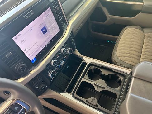 Used 2025 Ford F450 Platinum w/ Platinum Plus Package AWD/4WD image 67