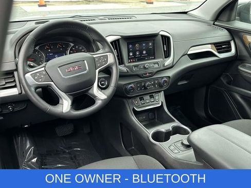 Used 2020 GMC Terrain SLE w/ Driver Convenience Package image 2