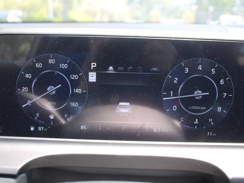 New 2026 Kia Seltos SX w/ SX Sunroof Package AWD/4WD image 29