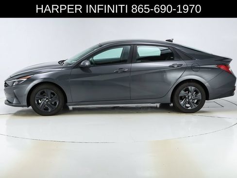 Used 2023 Hyundai Elantra Blue FWD image 2