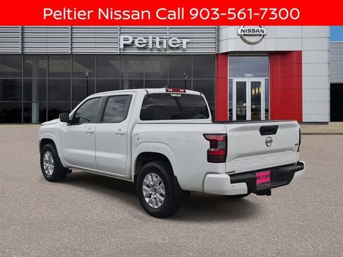 Certified 2023 Nissan Frontier SV w/ Technology Package image 4