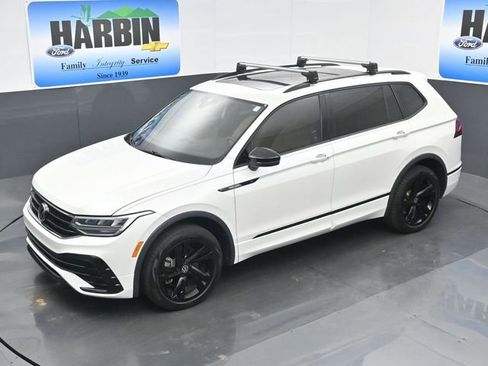 Used 2023 Volkswagen Tiguan SE R-Line FWD image 24