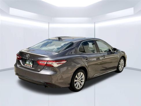 Used 2020 Toyota Camry LE w/ Carpet Mat Package AWD/4WD image 5