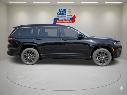 New 2026 Jeep Grand Cherokee L Limited AWD/4WD image 4