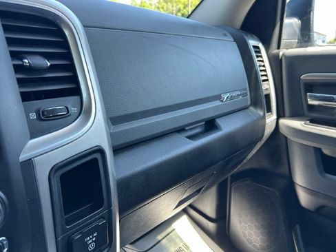 Used 2016 RAM 1500 Big Horn AWD/4WD image 32