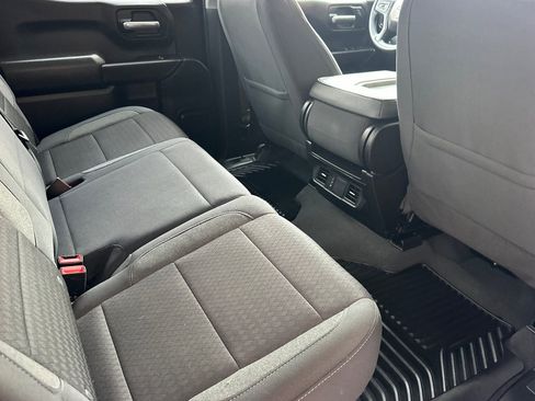 Certified 2025 Chevrolet Silverado 1500 Custom image 18