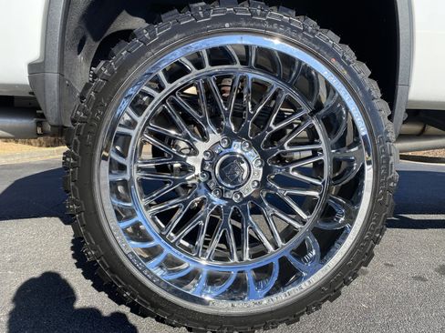 Used 2024 Chevrolet Silverado 2500 High Country w/ High Country Premium Package image 50