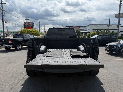 Used 2022 Ford F450 Platinum w/ FX4 Off-Road Package image 34