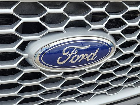 Used 2024 Ford Edge SEL w/ Convenience Package AWD/4WD image 31