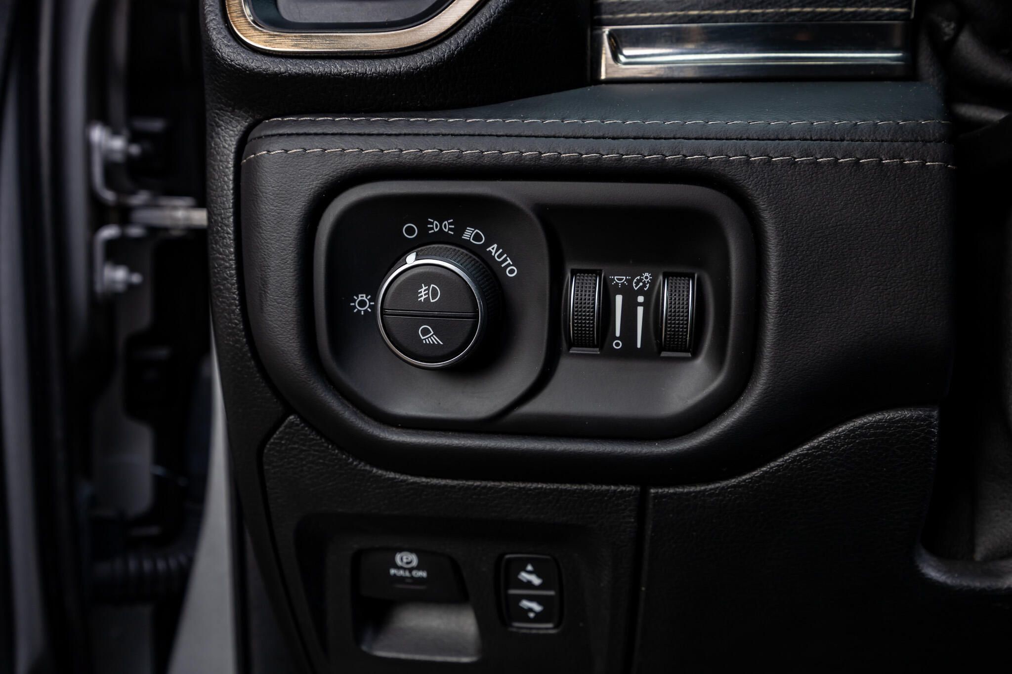 Used 2021 RAM 1500 Limited w/ Night Edition AWD/4WD image 19