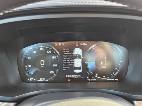 Used 2021 Volvo S60 T8 Inscription w/ Climate Package image 27