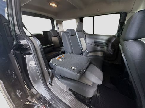 Used 2021 Ford Transit Connect XL image 25