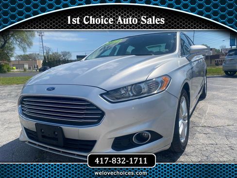 Used 2014 Ford Fusion SE w/ Equipment Group 202A FWD image 1