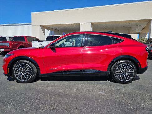 Certified 2024 Ford Mustang Mach-E Premium image 9