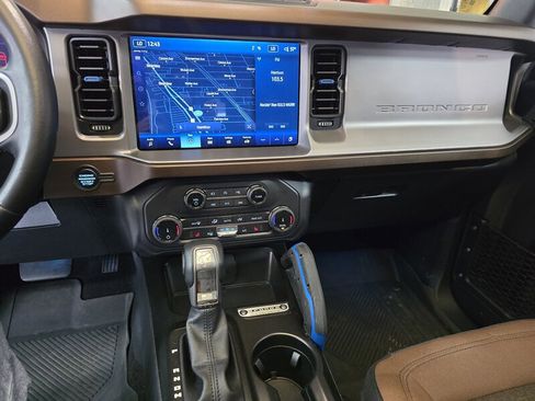 Used 2022 Ford Bronco Outer Banks image 34