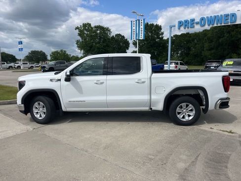 Used 2024 GMC Sierra 1500 SLE image 4