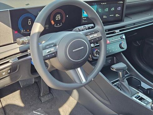 New 2026 Hyundai Tucson SEL FWD image 3