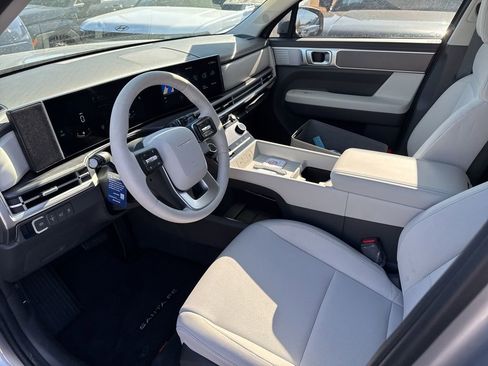 New 2026 Hyundai Santa Fe SE FWD image 13