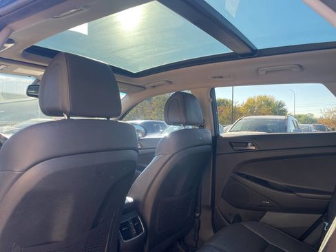 Used 2017 Hyundai Tucson Limited w/ Limited Ultimate Package 03 image 20