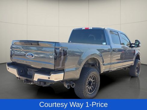 Used 2019 Ford F250 XLT w/ XLT Value Package AWD/4WD image 9