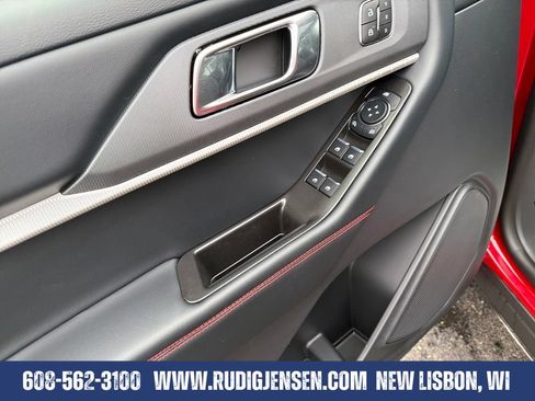 New 2026 Ford Explorer ST-Line w/ ST-Line Street Pack AWD/4WD image 11