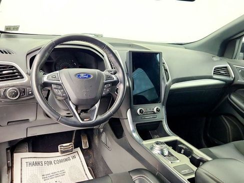 Used 2023 Ford Edge ST image 11