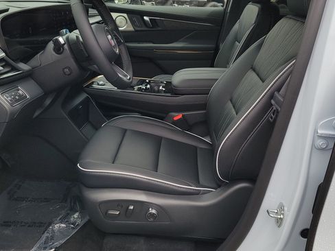 New 2026 Buick Enclave Avenir w/ Super Cruise Package AWD/4WD image 6