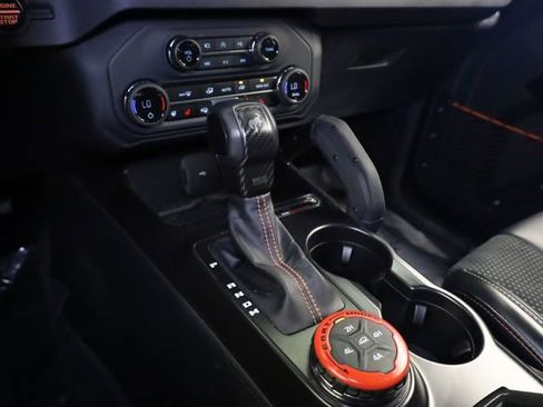 Used 2024 Ford Bronco Raptor w/ Interior Carbon Fiber Pack 6 AWD/4WD image 26