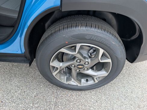 New 2026 Chevrolet Trax LT FWD image 11